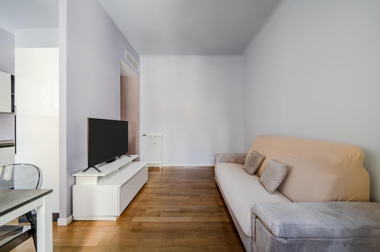 Lovely Apartment In Milano-Porta Romana W/ Balcony Zewnętrze zdjęcie